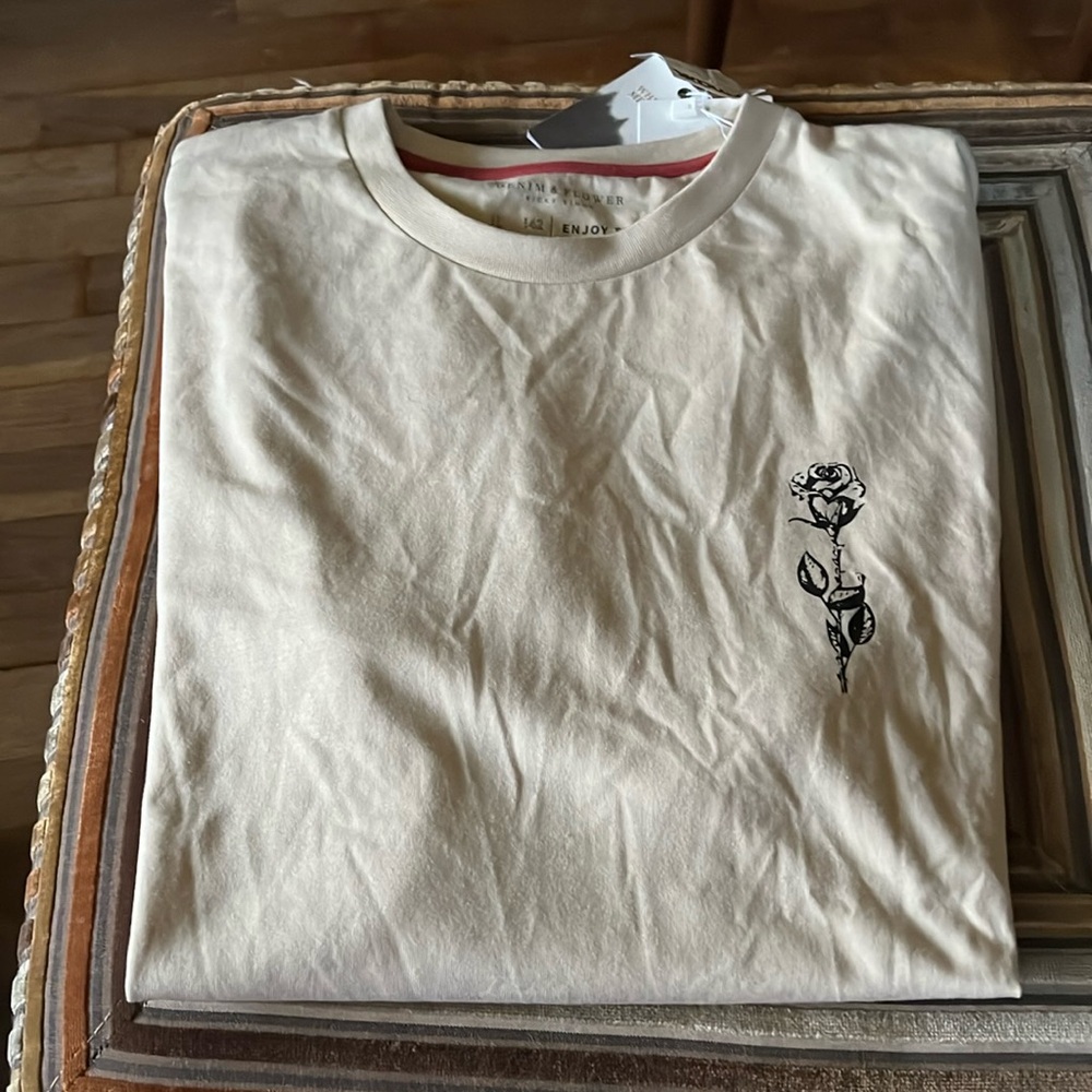 Eternal Love Tee